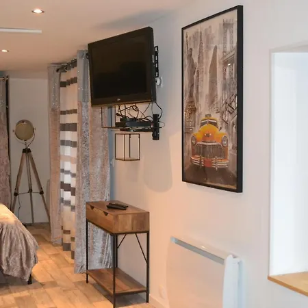 A La Fontaine Fleurie 88 Fremifontaine