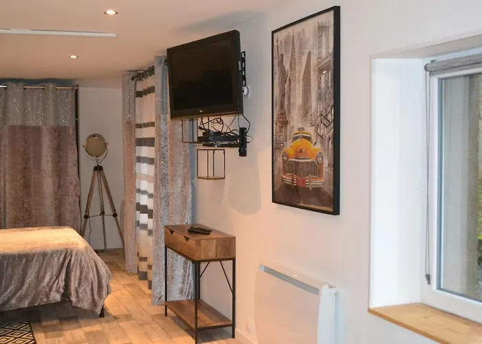 A La Fontaine Fleurie 88 Fremifontaine